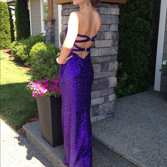 ⭐️Host Pick⭐️ La Femme Prom Dress - Picture 8 of 8